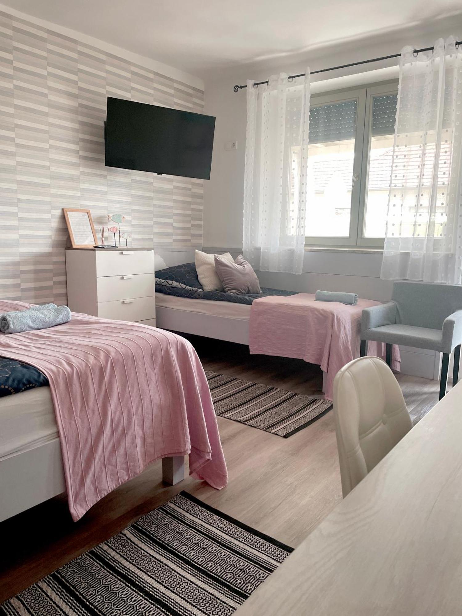 Szélrózsa apartmanház Velence Extérieur photo